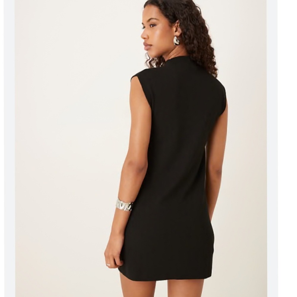 MNG Basics‎ Black Mini Dress Cap Sleeves V- Neck Casual Party Size Small